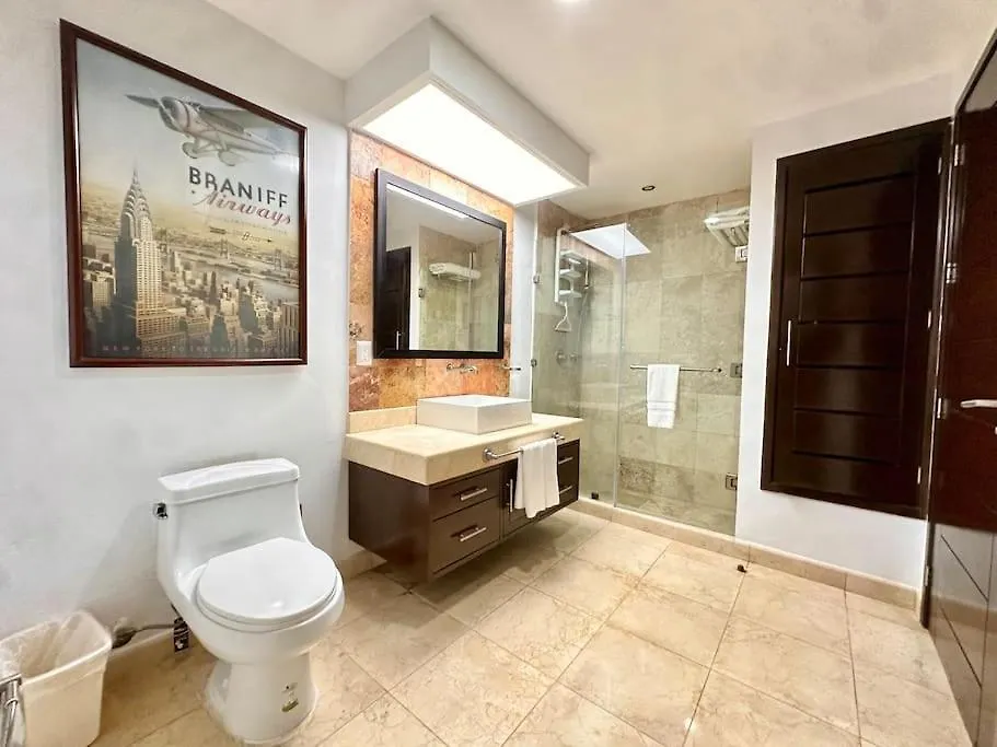 Faro 106Reef Ground Floor 2 Bdrs Big Terrace Apartment Playa del Carmen