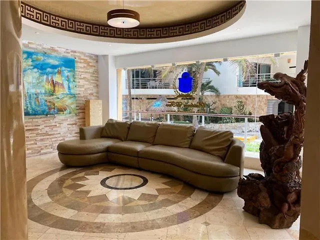 Faro 106Reef Ground Floor 2 Bdrs Big Terrace Apartment Playa del Carmen
