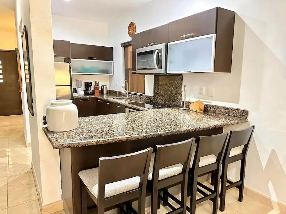 Faro 106Reef Ground Floor 2 Bdrs Big Terrace Apartment Playa del Carmen