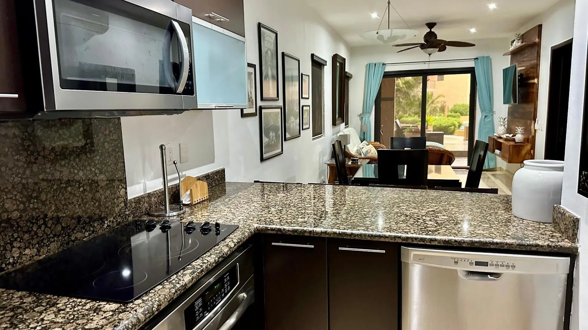 Faro 106Reef Ground Floor 2 Bdrs Big Terrace Apartment Playa del Carmen